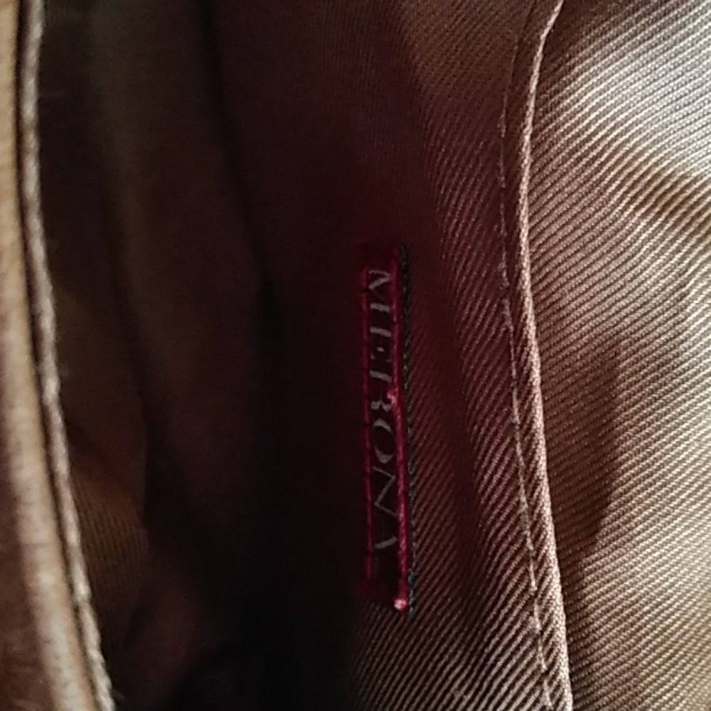 Merona small brown crossbody - Picture 3 of 3